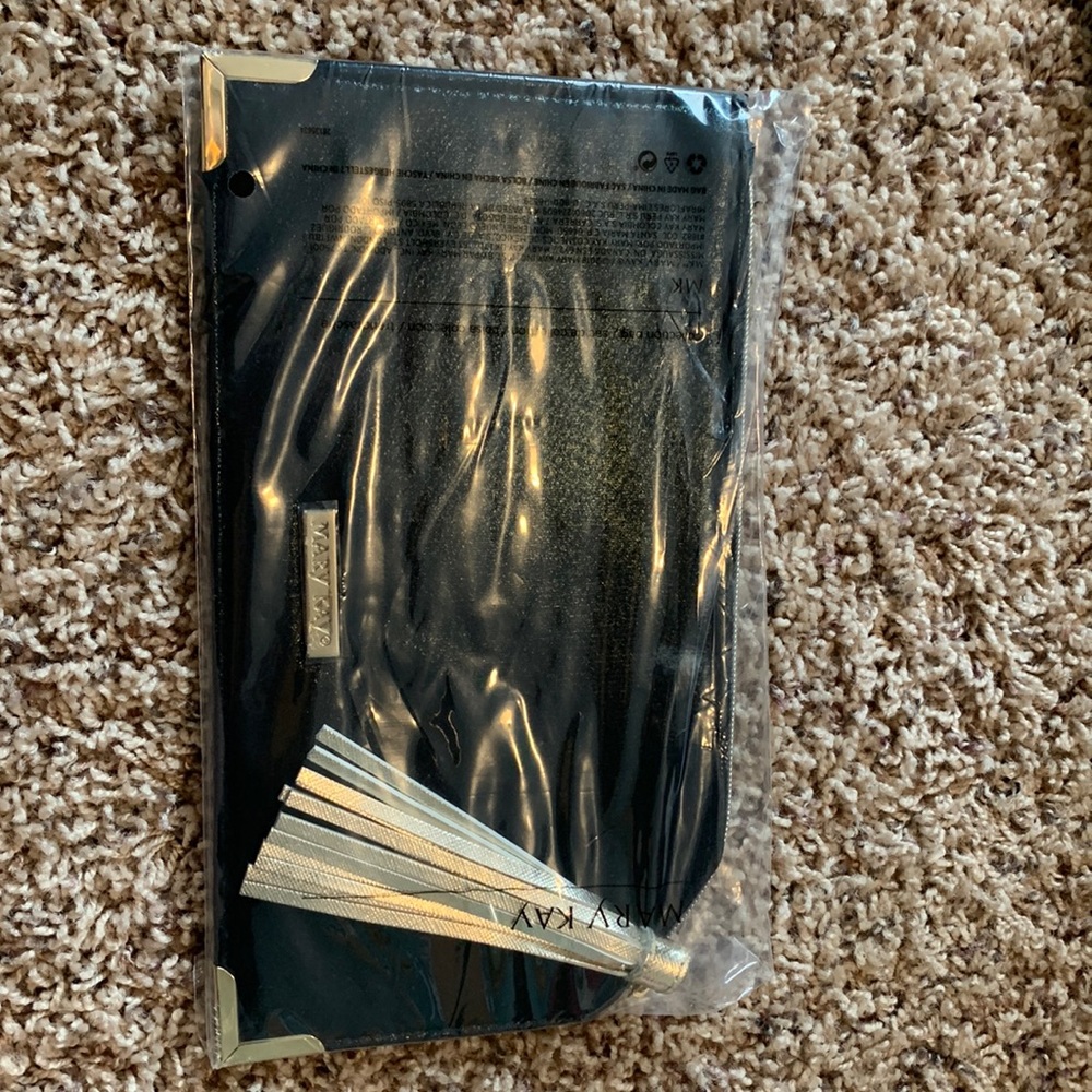 Mary Kay Black & Gold Makeup Bag